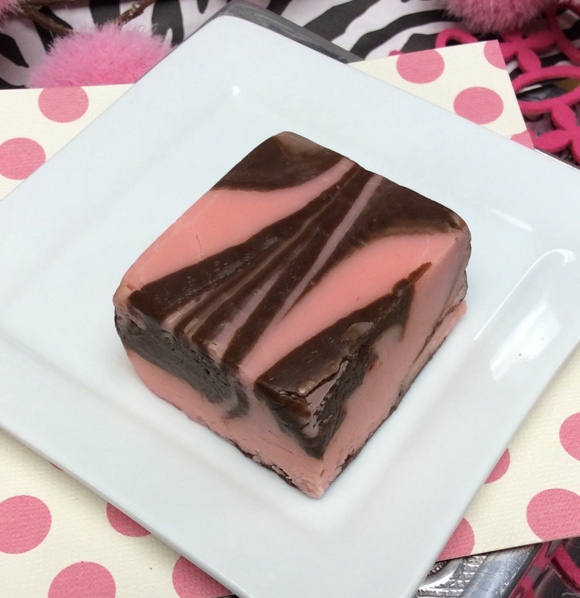 Amaretto Chocolate Fudge Fudge Hut