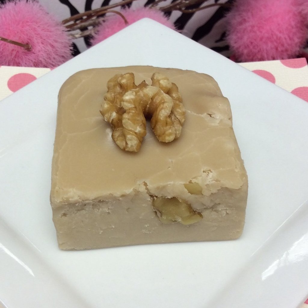 Maple Walnut Fudge Fudge Hut