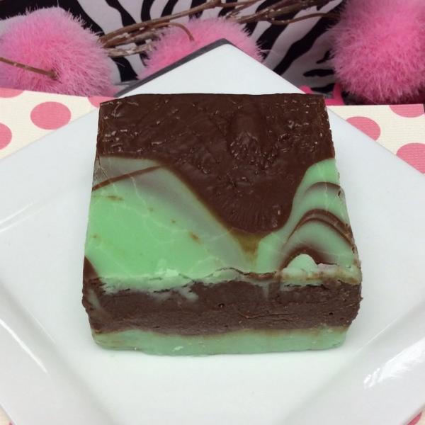 Mint Chocolate Swirl Fudge Fudge Hut
